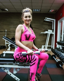 Анастасия Самойленко - Тренажерные залы